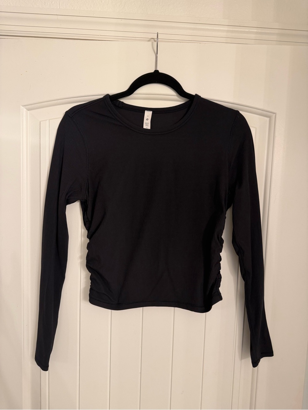 Lululemon Black Ribbed Long-Sleeve Top with Side Ruching